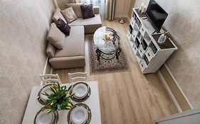 Anno Domini Apartment by Cozyplace